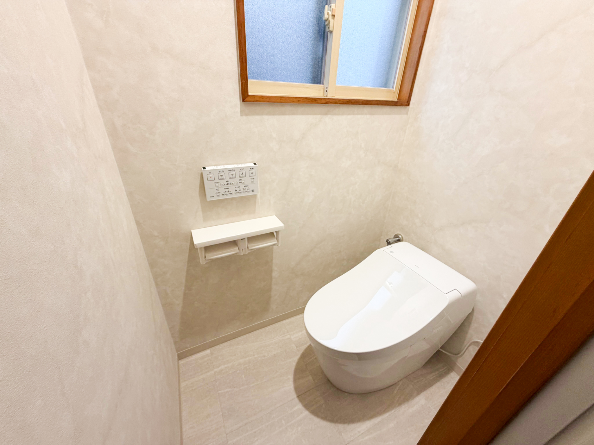 ビルダーカンパニーS様邸トイレ入替え工事