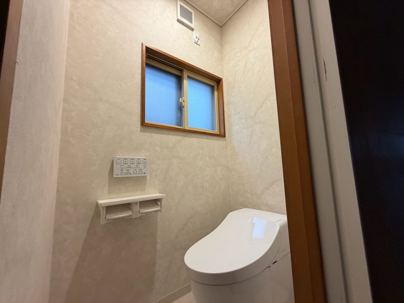 ビルダーカンパニーS様邸トイレ入替え工事